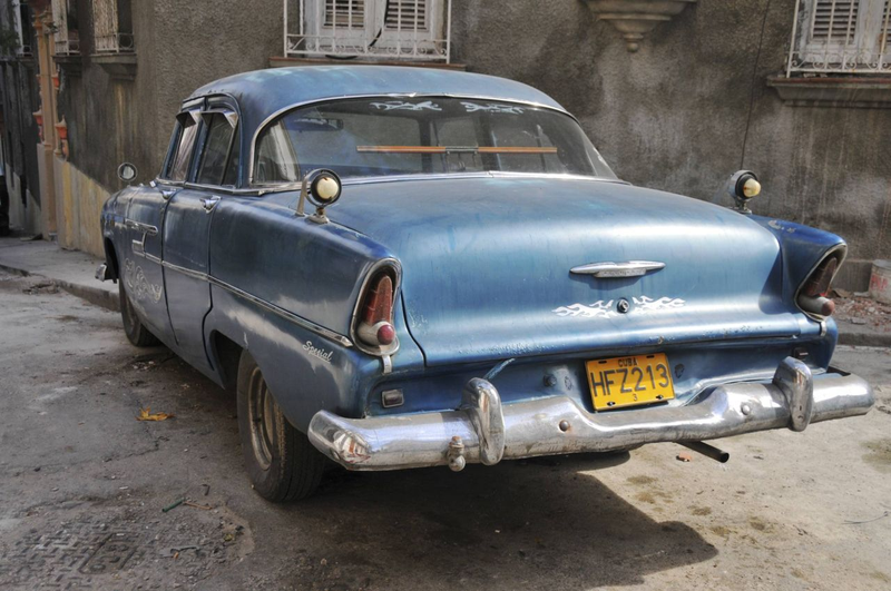 Illustration for article titled Even More Old Cars Down On The Cuban Street
